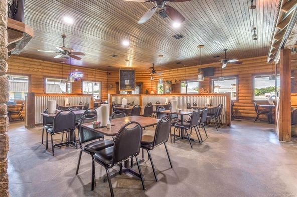 Runts BBQ: 1105 W Cherokee St, Wagoner, OK 74467